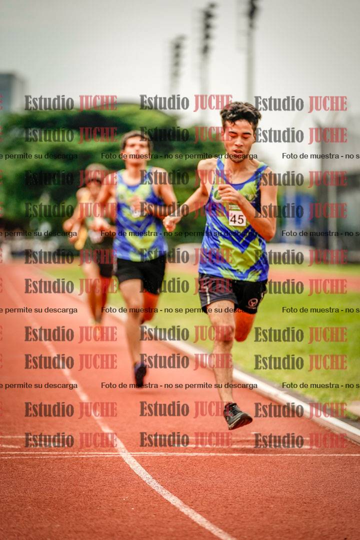 Fotos de los 800 m de varones