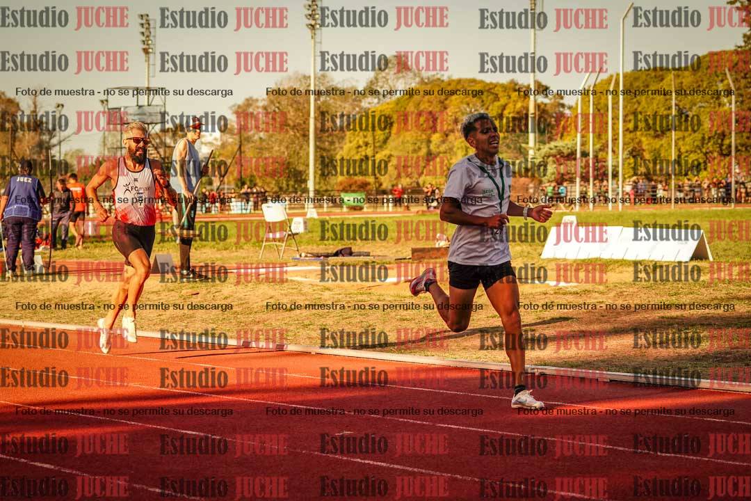 Fotos de los 3000 m llanos de varones