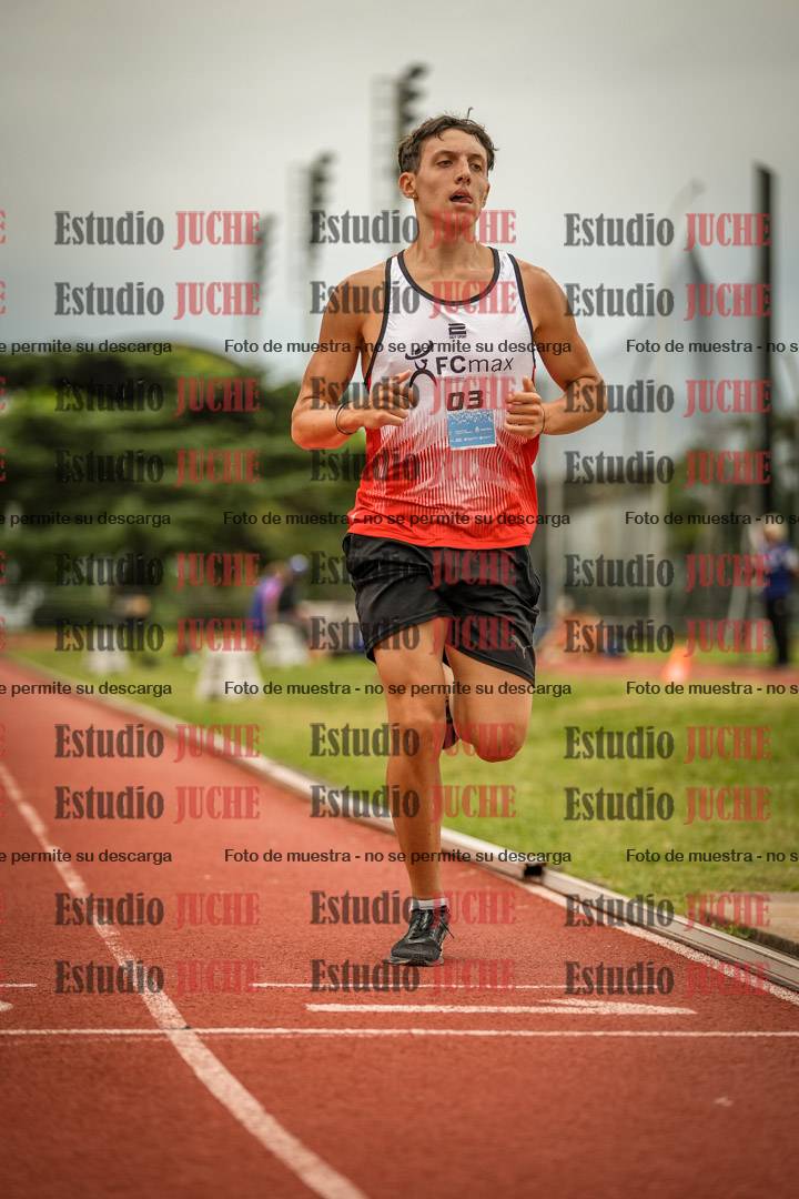 Fotos de los 3000 m llanos de varones