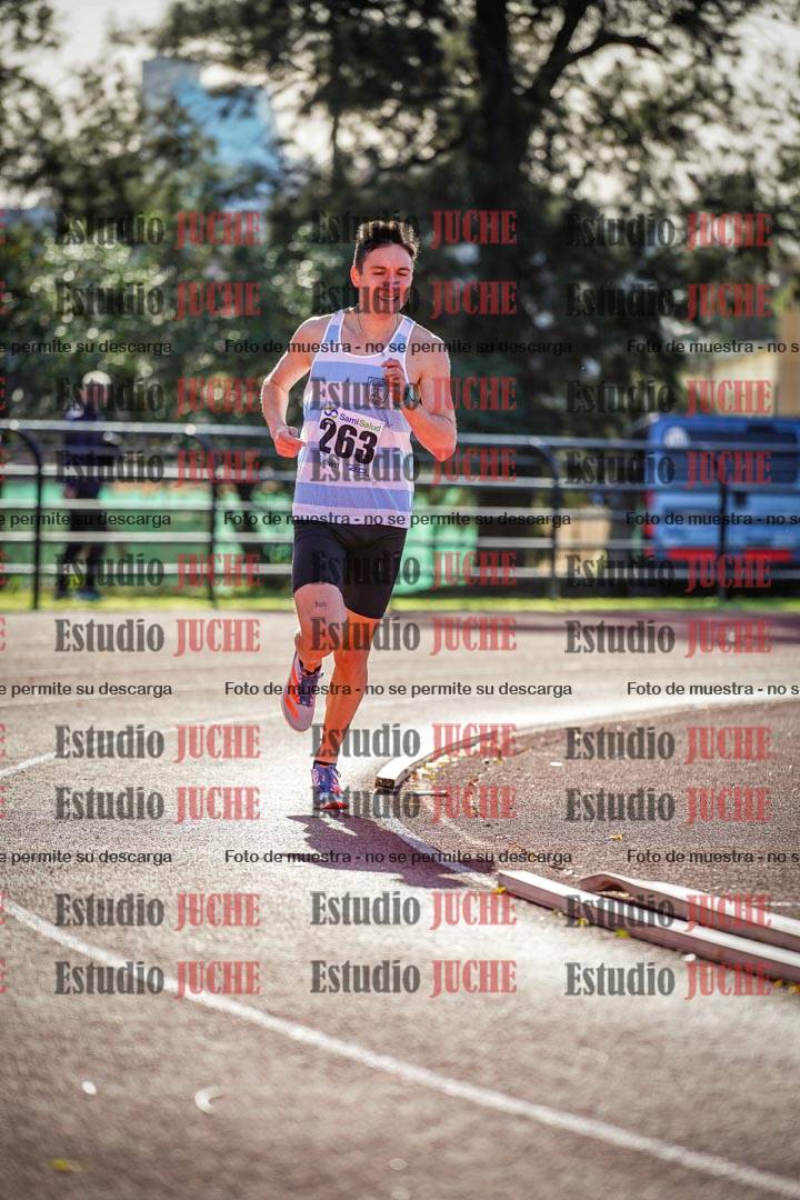 Fotos de los 3000 m llanos de varones