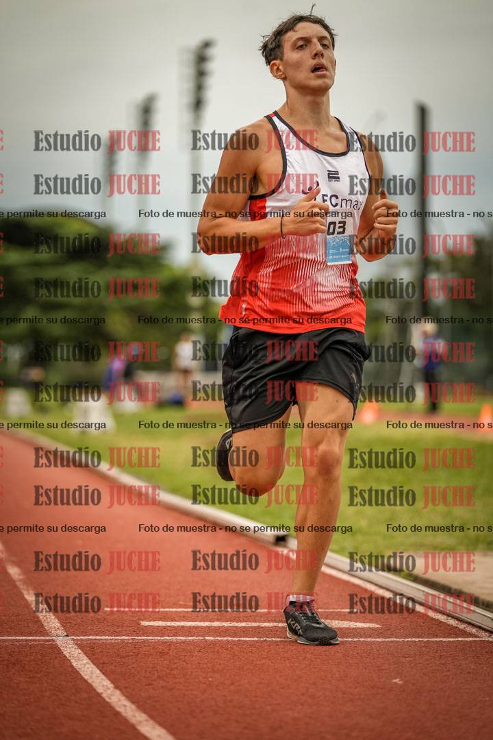 Fotos de los 3000 m llanos de varones