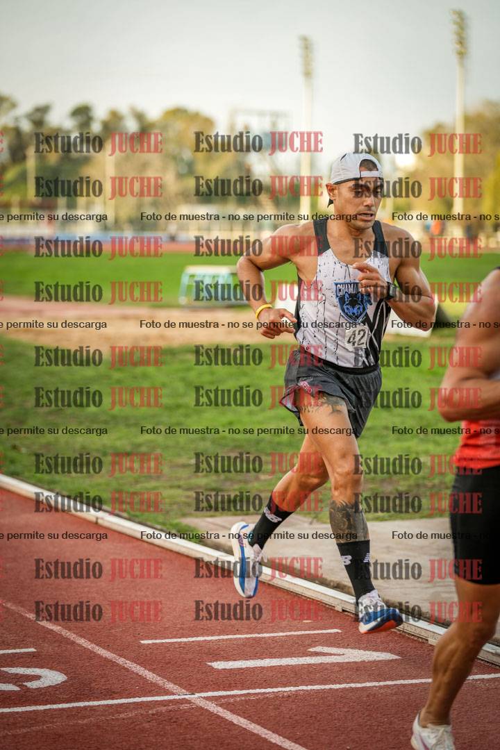 Fotos de los 3000 m llanos de varones