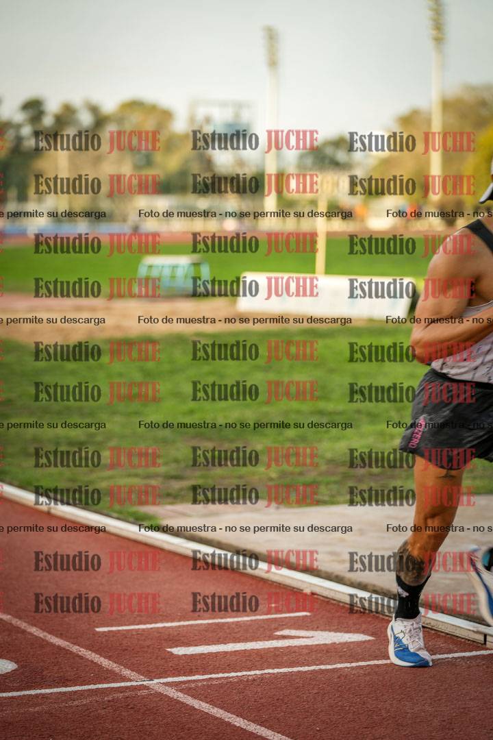 Fotos de los 3000 m llanos de varones