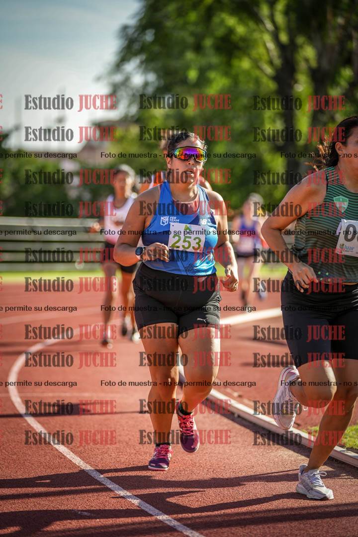 Fotos de los 1500 m llanos de mujeres