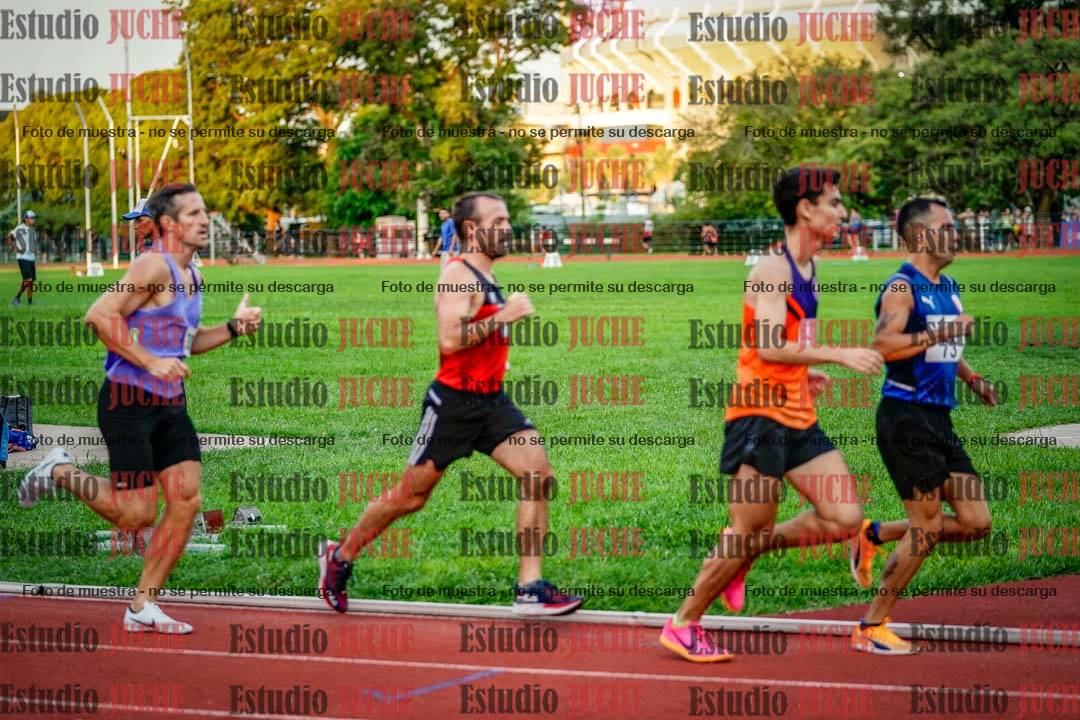 Fotos de los 1500 m llanos de varones