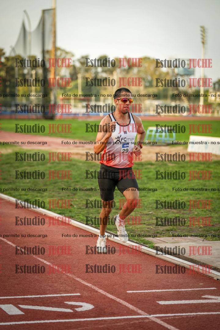 Fotos de los 3000 m llanos de varones