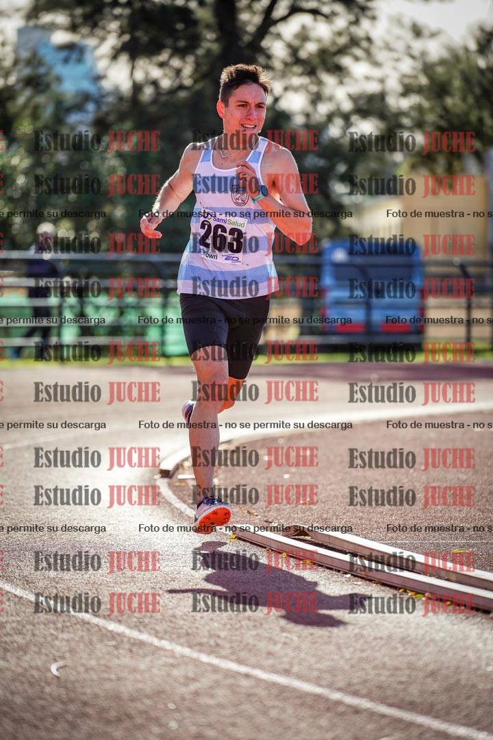 Fotos de los 3000 m llanos de varones