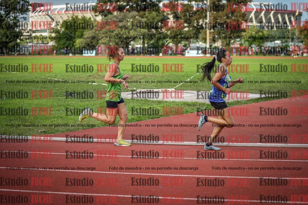 Fotos de los 1500 m llanos de mujeres