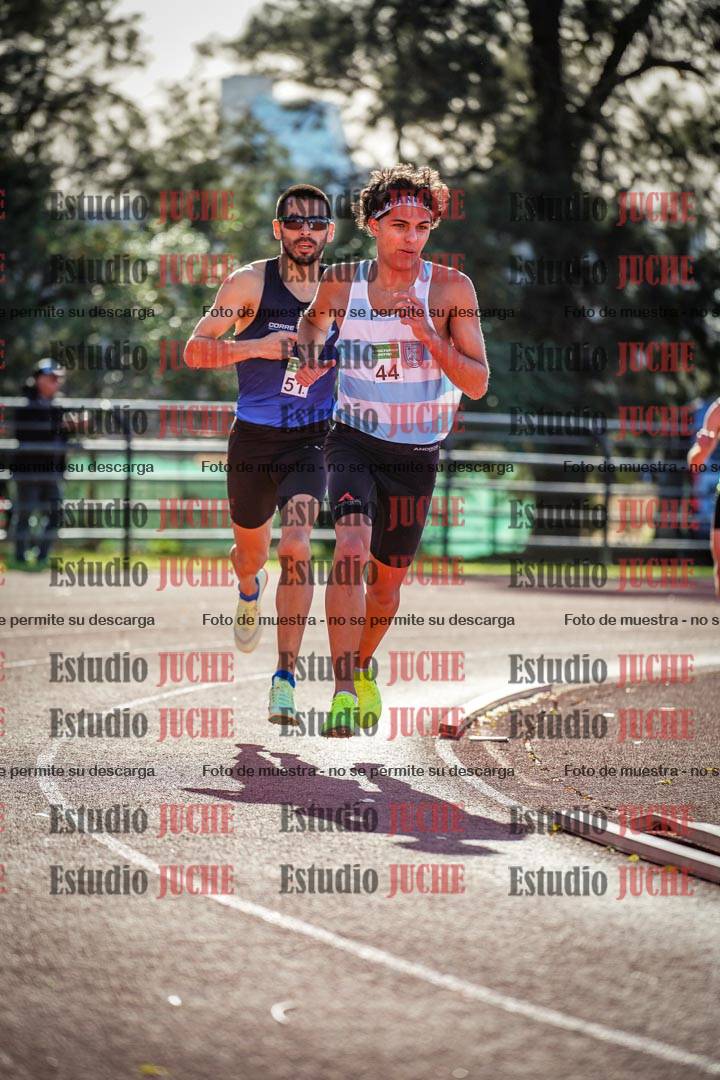 Fotos de los 3000 m llanos de varones