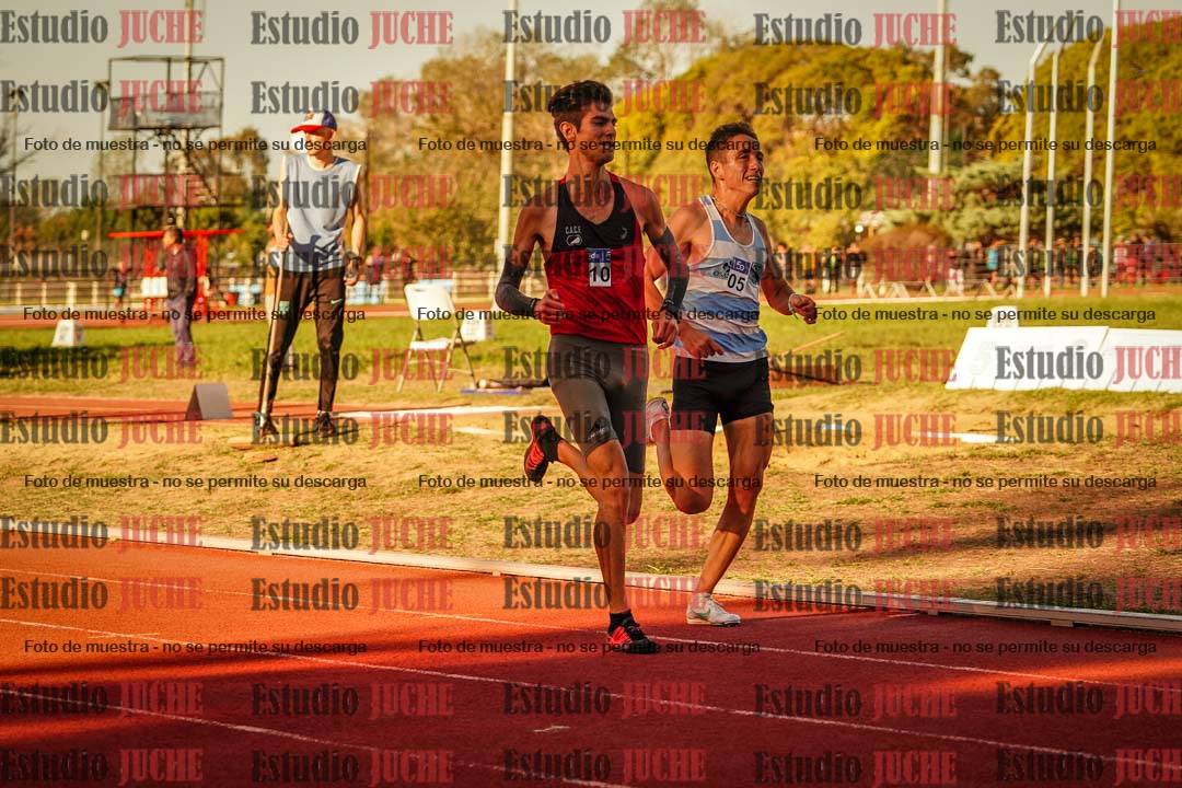 Fotos de los 3000 m llanos de varones