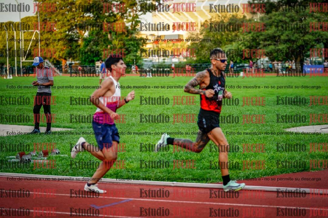 Fotos de los 1500 m llanos de varones