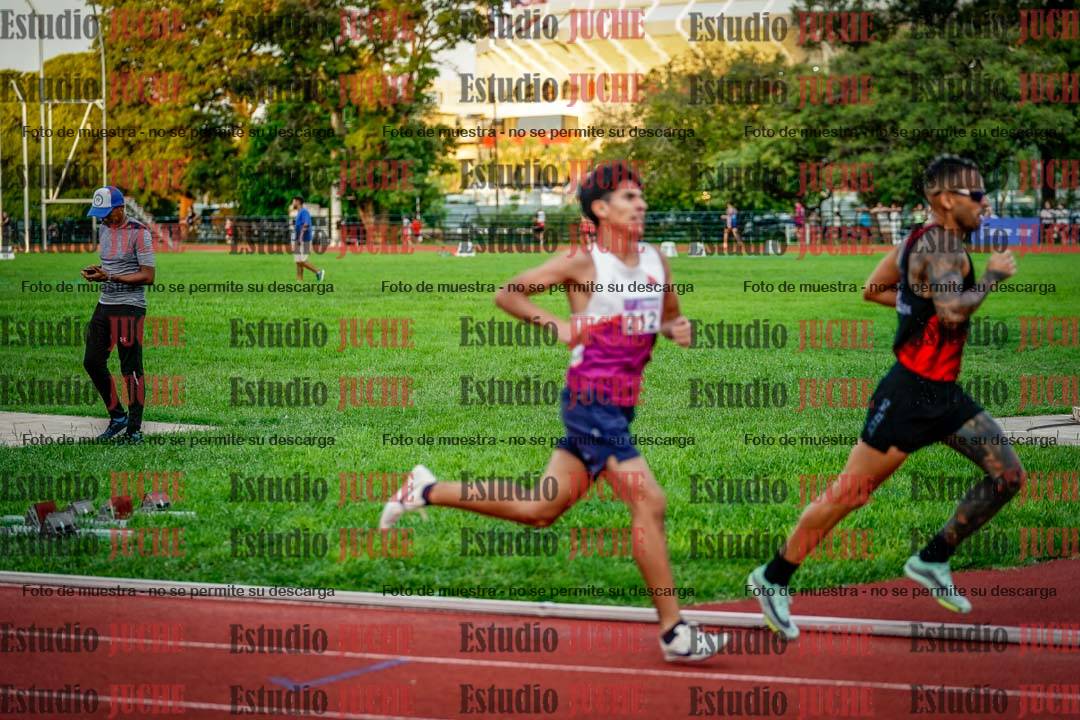 Fotos de los 1500 m llanos de varones