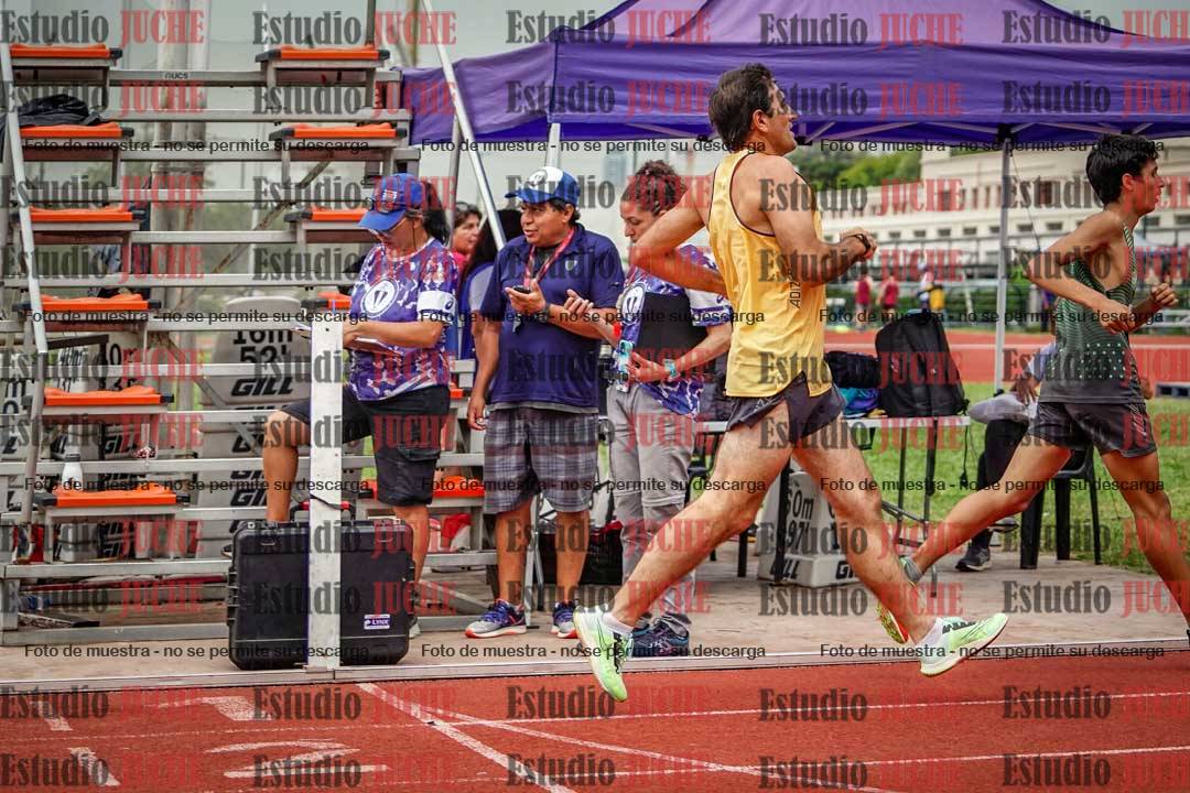 Fotos de los 800 m de varones