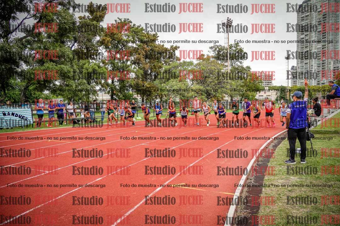 Fotos de los 3000 m llanos de varones