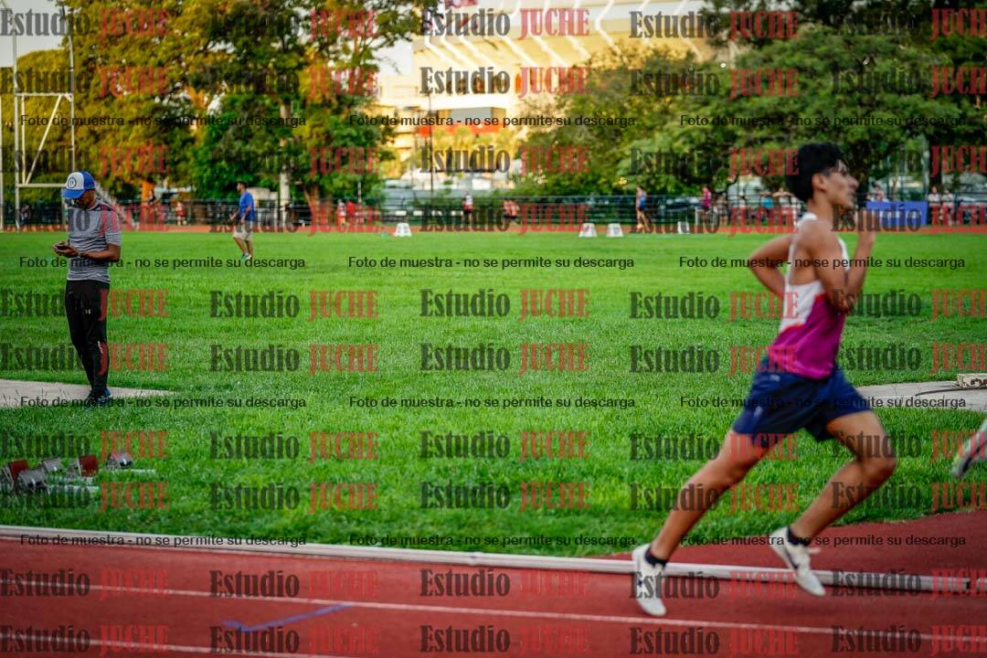Fotos de los 1500 m llanos de varones
