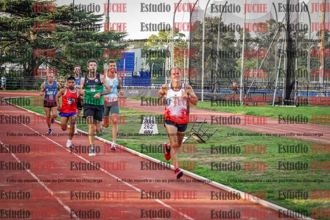 Fotos de los 3000 m llanos de varones
