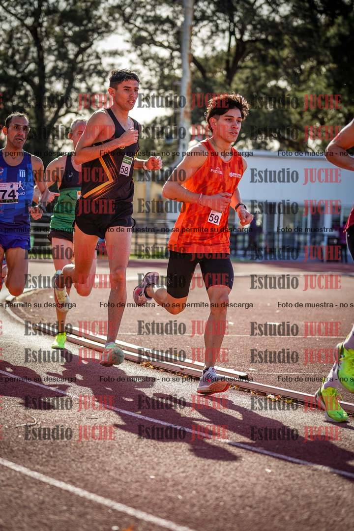Fotos de los 3000 m llanos de varones