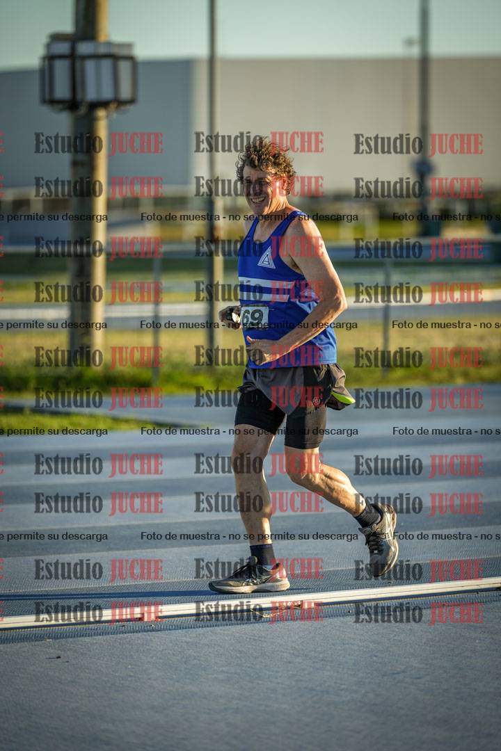 Fotos de los 1500 m llanos de varones