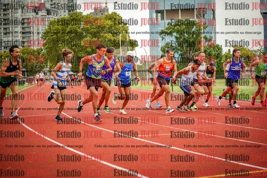 Fotos de los 3000 m llanos de varones