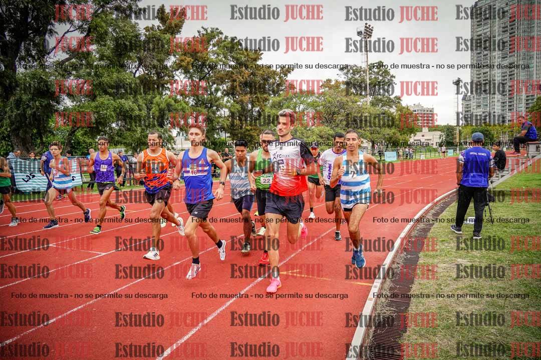 Fotos de los 3000 m llanos de varones