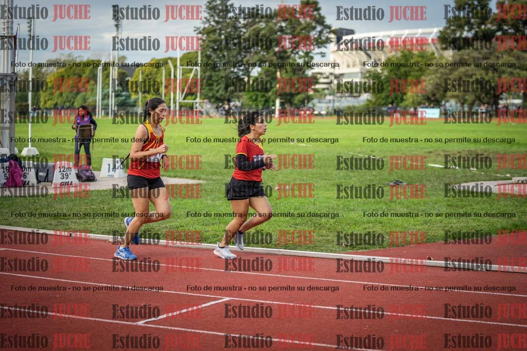 Fotos de los 1500 m llanos de mujeres