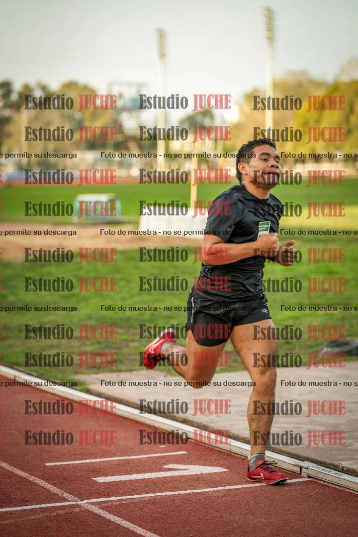 Fotos de los 3000 m llanos de varones