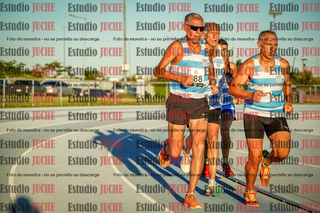 Fotos de los 1500 m llanos de varones