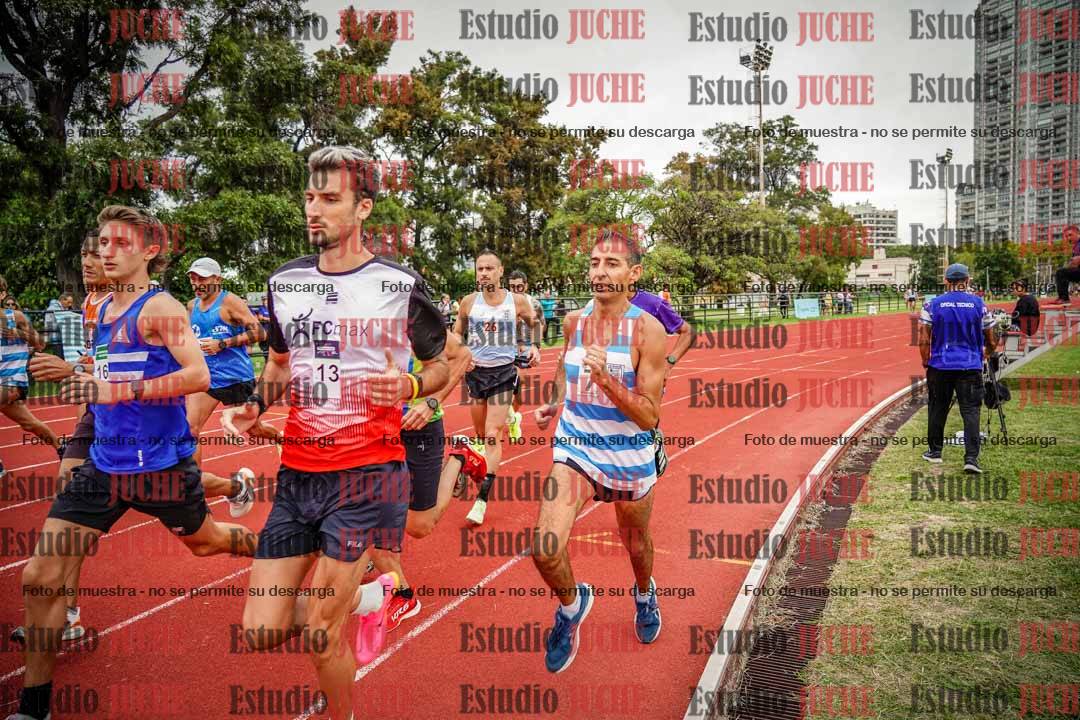 Fotos de los 3000 m llanos de varones
