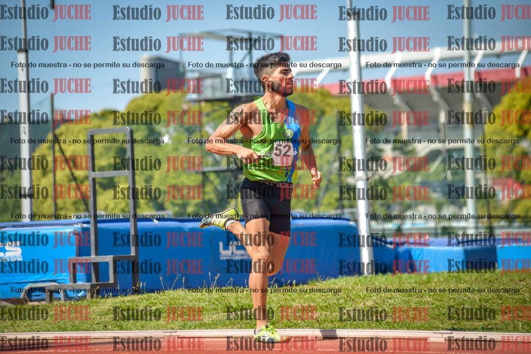 Fotos de los 800 m llanos de varones