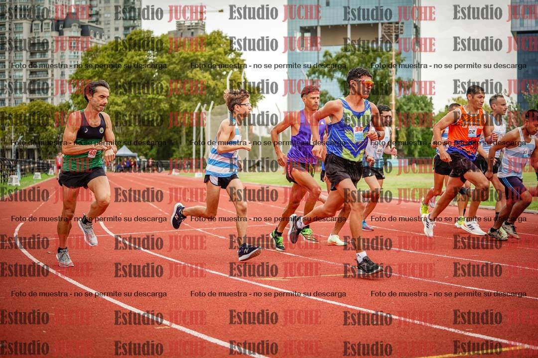Fotos de los 3000 m llanos de varones