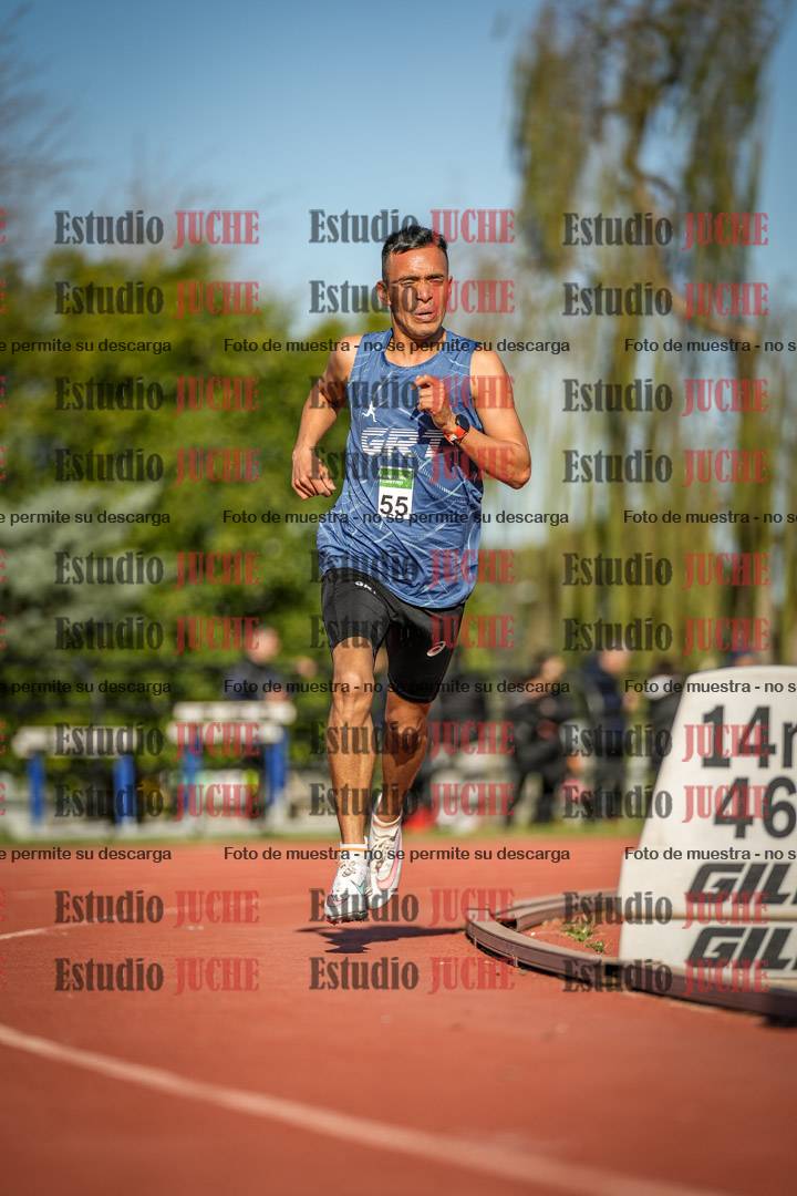 Fotos de los 3000 m llanos de varones