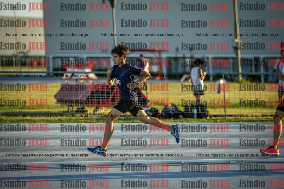 Fotos de los 1500 m llanos de varones