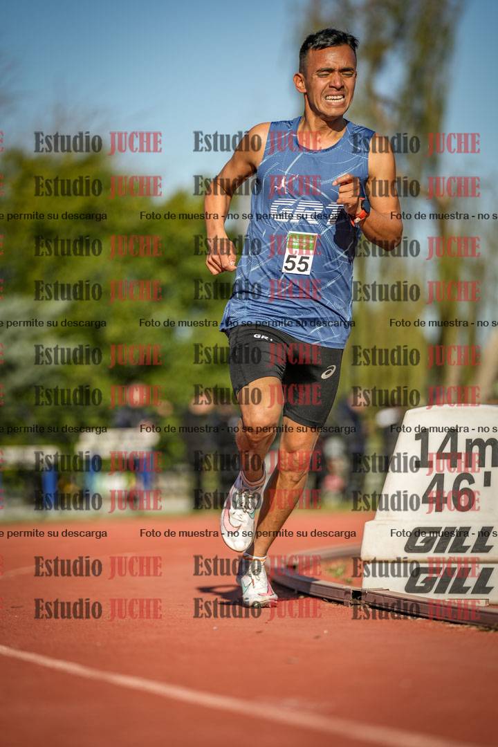 Fotos de los 3000 m llanos de varones