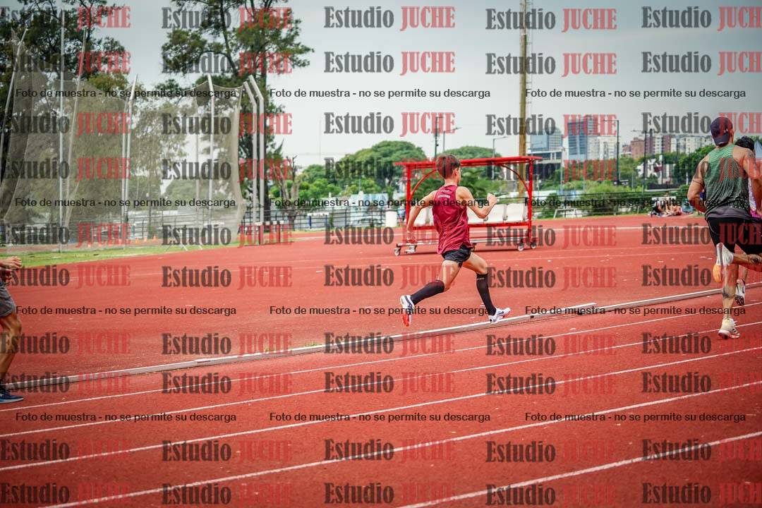 Fotos de los 800 m de varones