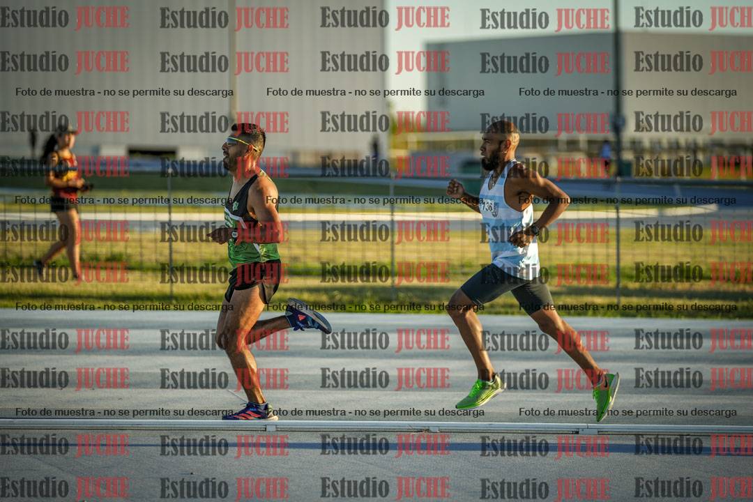 Fotos de los 1500 m llanos de varones