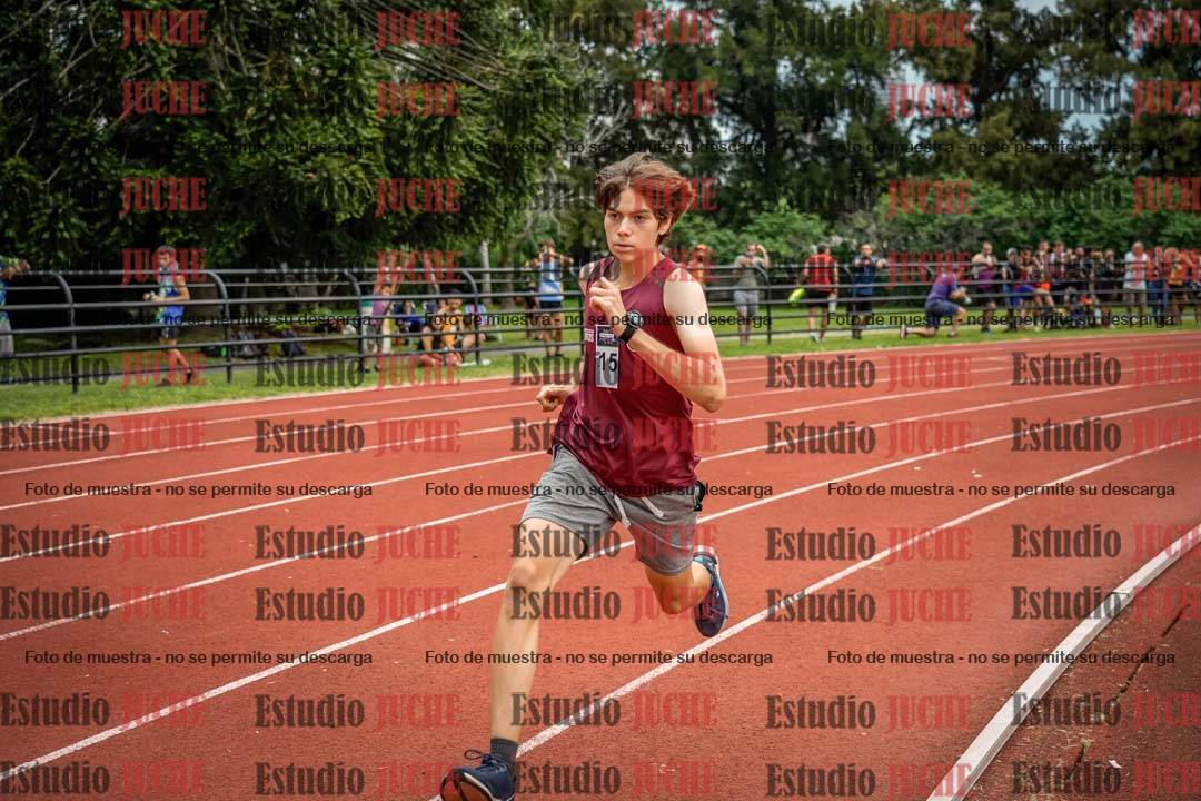 Fotos de los 800 m de varones