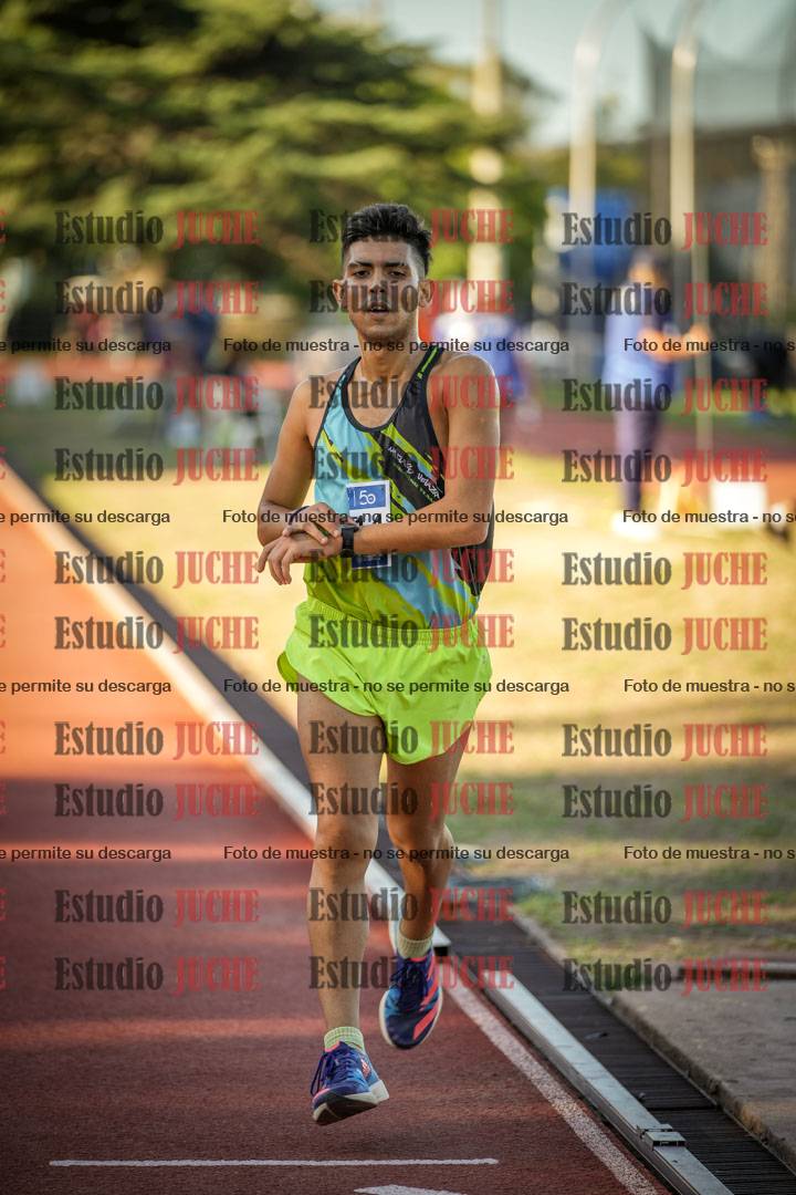 Fotos de los 3000 m llanos de varones