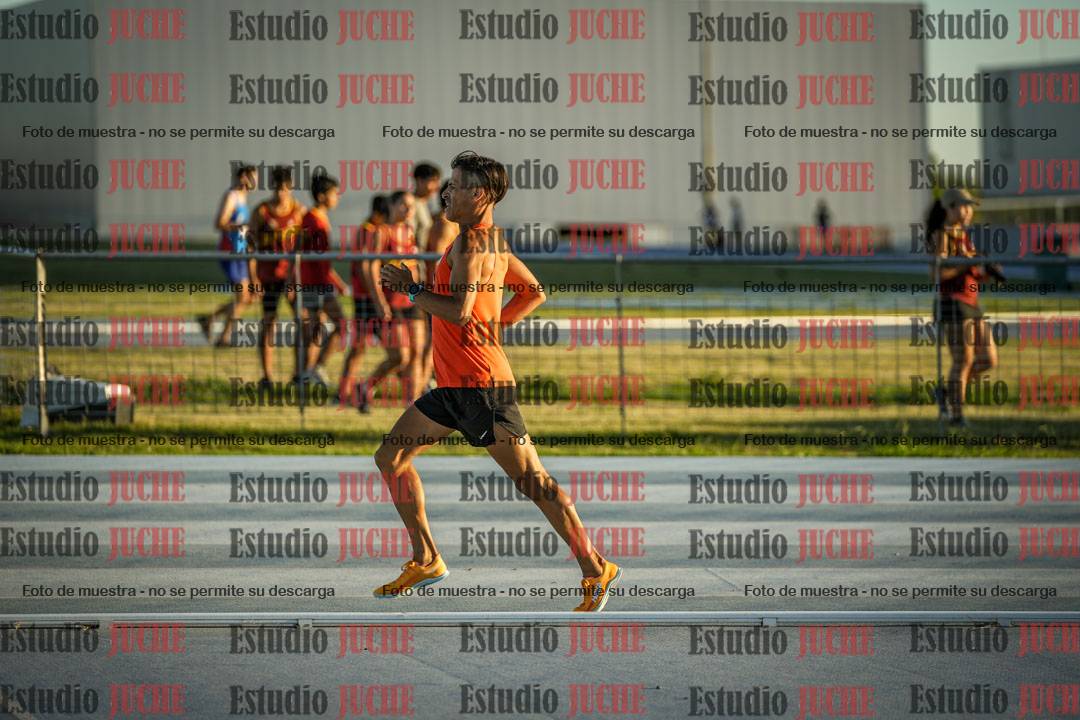 Fotos de los 1500 m llanos de varones
