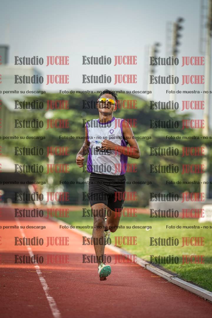 Fotos de los 3000 m llanos de varones