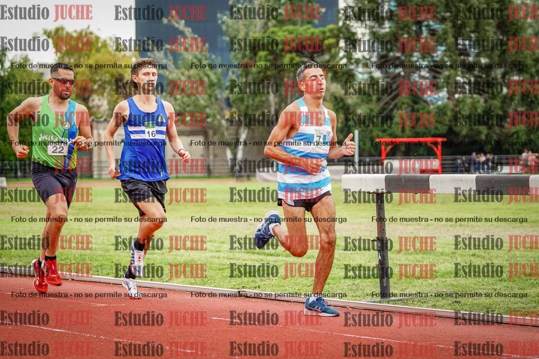 Fotos de los 3000 m llanos de varones