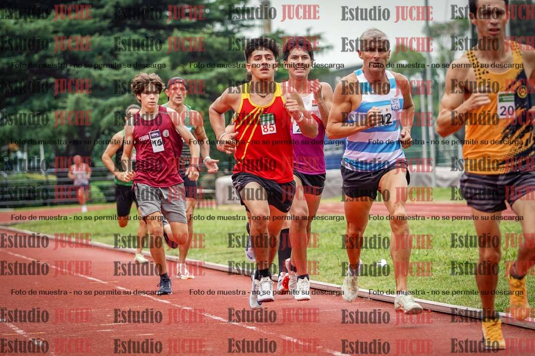 Fotos de los 800 m de varones