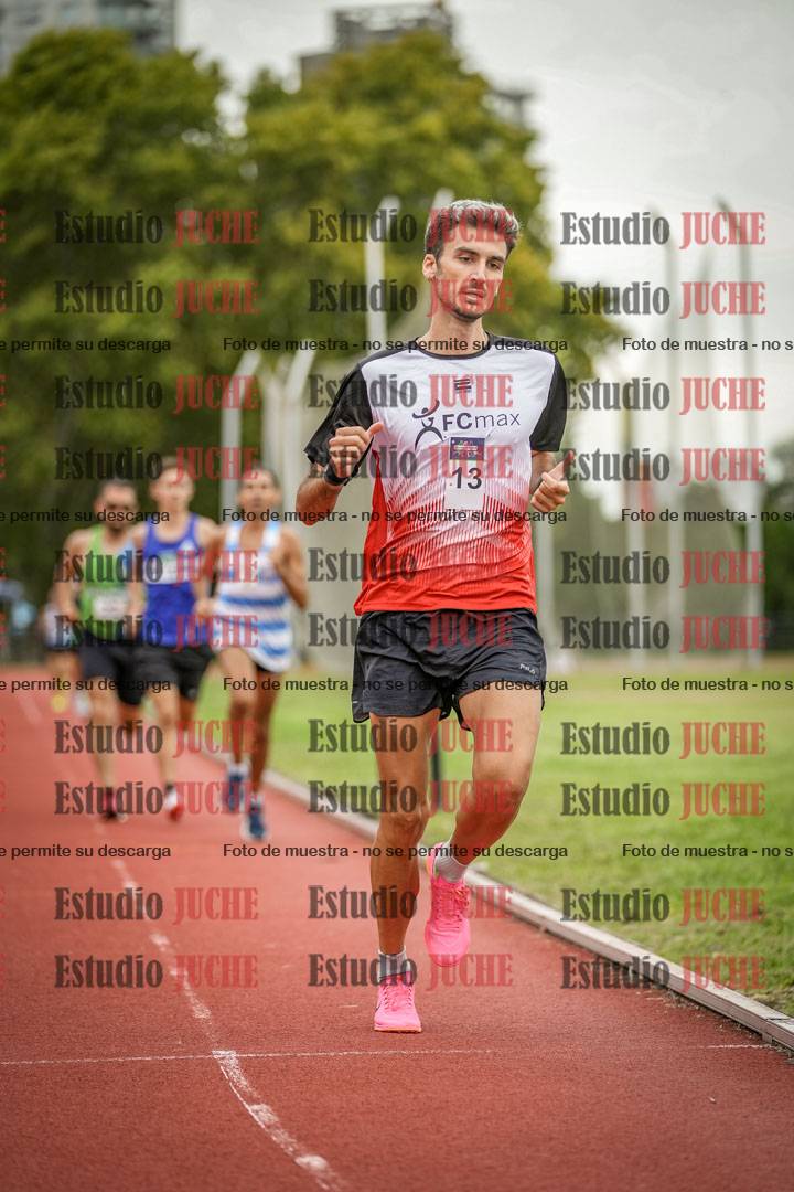 Fotos de los 3000 m llanos de varones