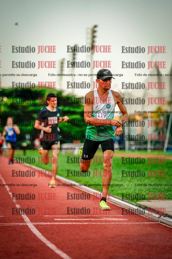 Fotos de los 1500 m llanos de varones