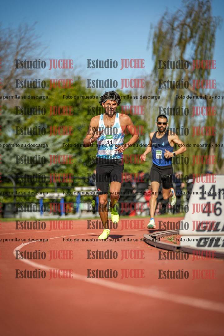 Fotos de los 3000 m llanos de varones