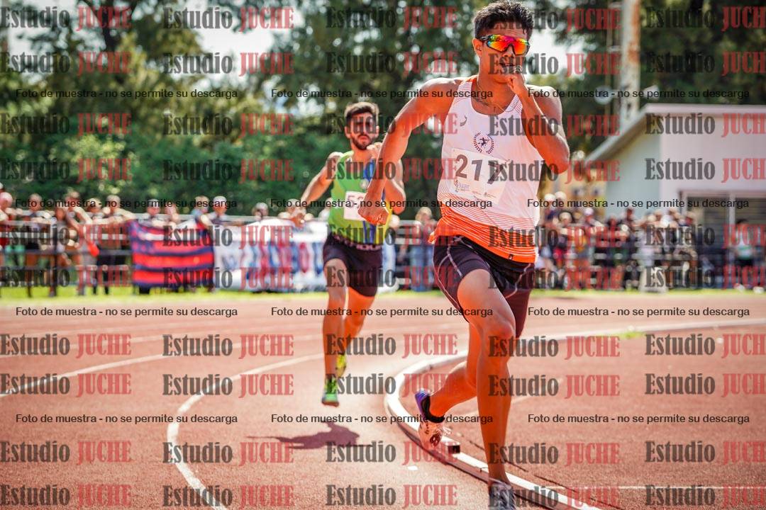 Fotos de los 800 m llanos de varones