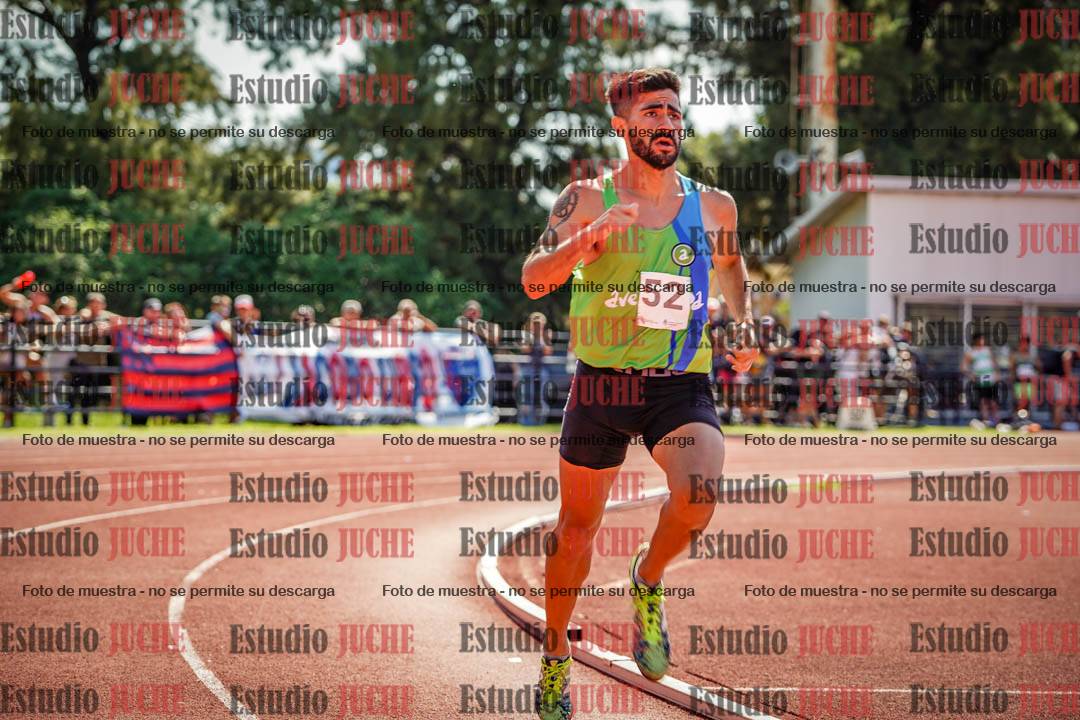 Fotos de los 800 m llanos de varones
