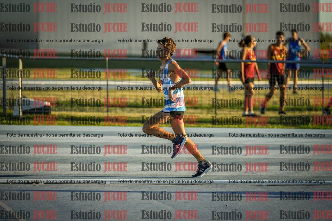 Fotos de los 1500 m llanos de varones