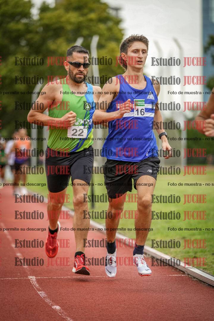Fotos de los 3000 m llanos de varones