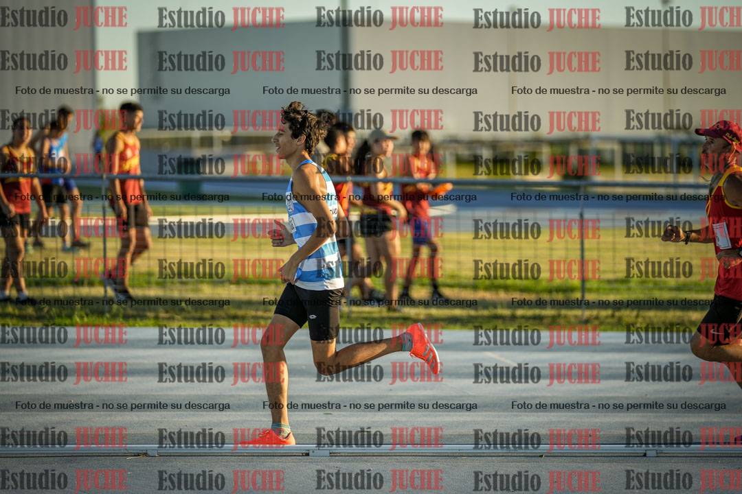 Fotos de los 1500 m llanos de varones