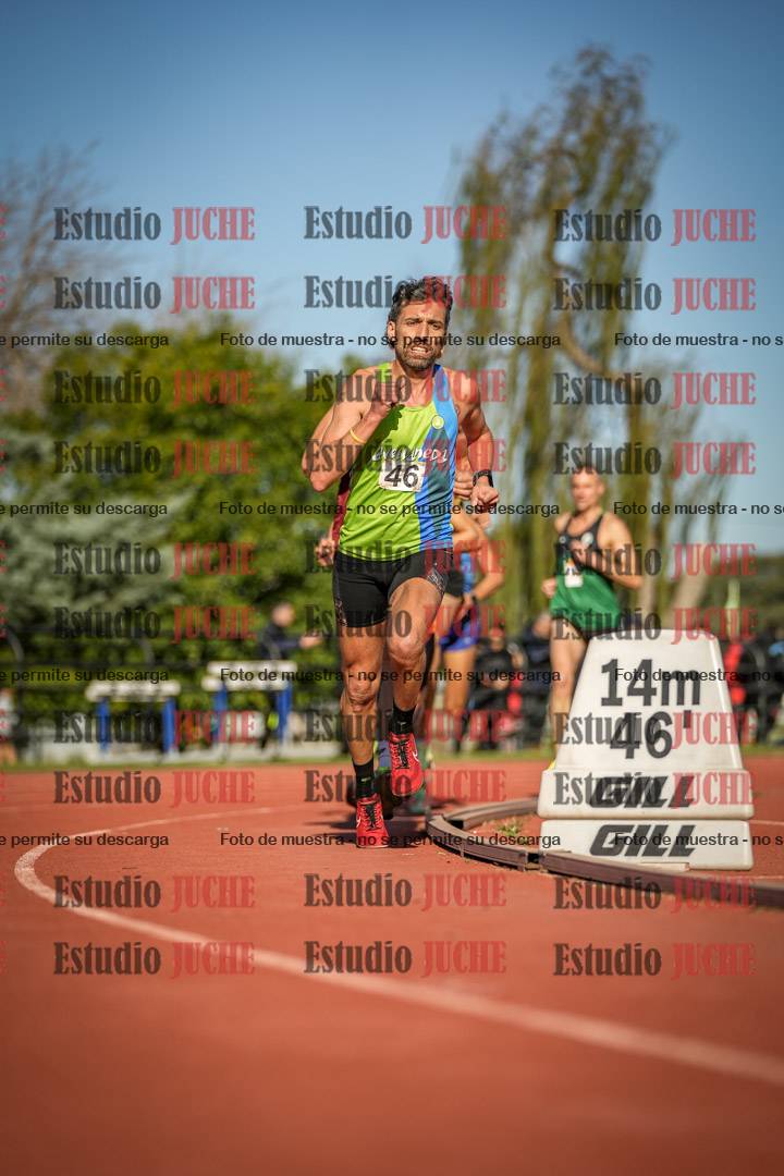 Fotos de los 3000 m llanos de varones